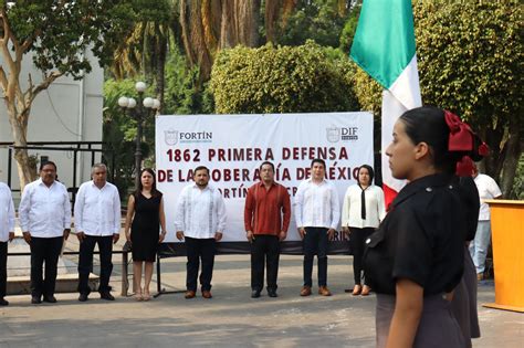 Conmemoran Autoridades Municipales Y Educativas Primera Defensa De La