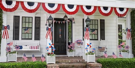 Patriotic Decorations Indoor And Outdoor Patriotic Decor Party City