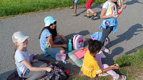 Wandertag Der Klassen Grundschule Am Schlossberg Regenstauf