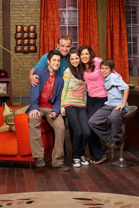 David Henrie Talks About Wizards Of Waverly Place Reboot Popsugar