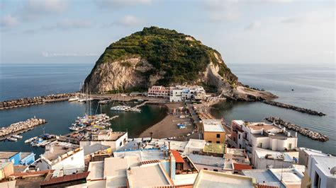 Ischia The Chic Italian Island Neighboring Capri The New York Times