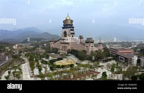 Taiwan buddhism Stock Videos & Footage - HD and 4K Video Clips - Alamy