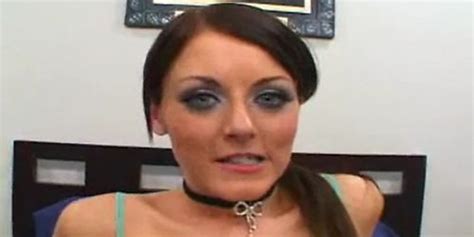 Brunette Squirts Like Crazy Tnaflix