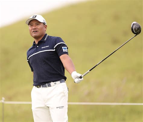 宮里優作、原英莉花のキャディーと初タッグで5アンダー暫定首位タイミズノオープン第1r Golf報知