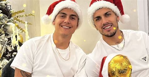 Roma Il Natale Dei Giallorossi Dybala Con Paredes Cena Soft Per