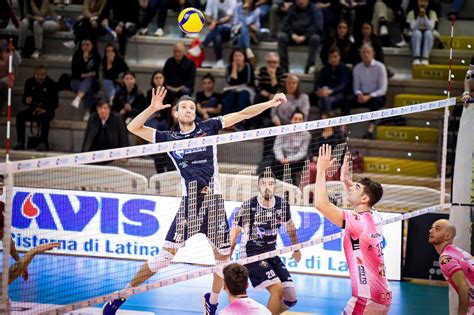 Cisterna Volley Ruggisce 3 1 Nel Match Vinto In Rimonta Con Padova