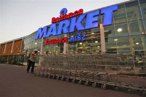 reliances plan    offline platform shows growing importance