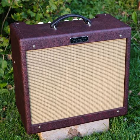 2010s Fender Blues Junior Iii Bordeaux Blues Limited Edition 1x12 15w