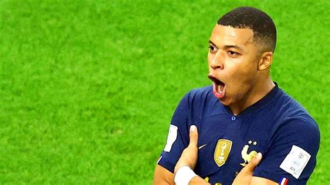 FIFA World Cup England Cant Obsess Over Hotshot Mbappe Says Walker