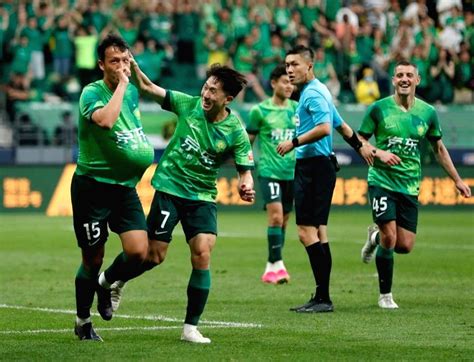 Free Photo Beijing Guoan Crushes Cangzhou Mighty Lions In Chinese