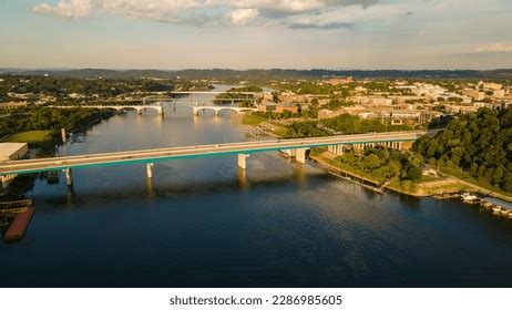 267 Tennessee River Valley Summer Images, Stock Photos & Vectors ...