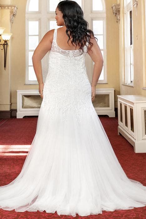 Sydneys Closet Plus Size Bridal Bedazzled Bridal And Formal Bridal Gowns Bridesmaid Prom