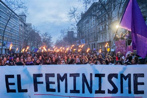 Manifestación 8m En Barcelona Por El Día De La Mujer 2024 Horario