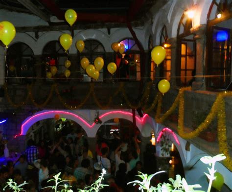 Golden New Years Eve Party In Cusco Pirwa Hostels Blog