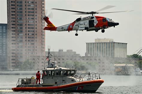 DVIDS Images Coast Guard Provides Safety At Norfolk Harborfest 2023