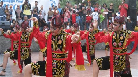 Tari Remo Sejarah Makna Nilai Beserta Gambar Dan Penjelasan