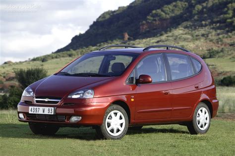 Chevrolet Rezzo Compact Mpv Outstanding Cars