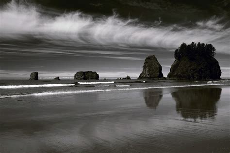 B062 Sea Stacks Second Beach Olympic National Park Washington