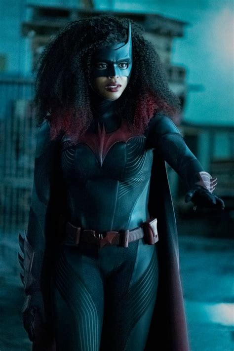 Batwoman Season 2 Episode 4 Review Fair Skin Blue Eyes Tv Fanatic