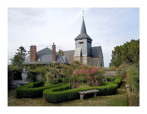 Dans les jardins Henri Le SIDANER à Gerberoy Allo T es où