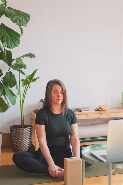 Layurvéda et le yoga pour lâcher prise Atma Yoga Montréal