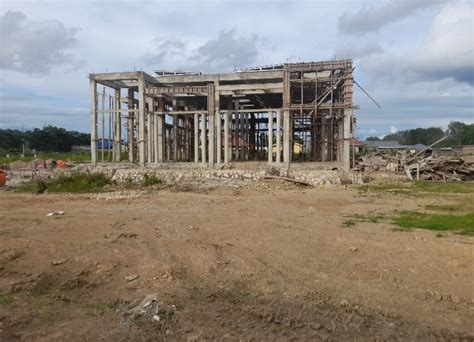 Proyek Pembangunan Gedung Islamic Center Miliaran Rupiah Terbengkali