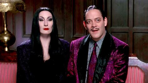 5 Reasons Why Gomez And Morticia Addams Are The Ideal Couple