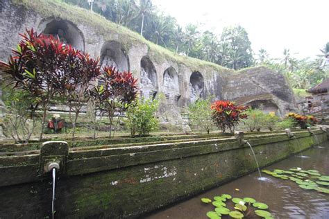 Gunung Kawi Temple near Ubud Bali - Entrance Fee & Dress Code