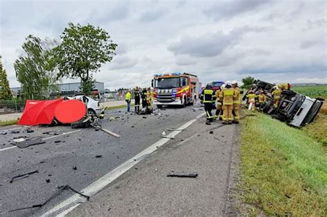 Dwie Osoby Nie Yj Koszmarny Wypadek Na Drodze Krajowej Nr