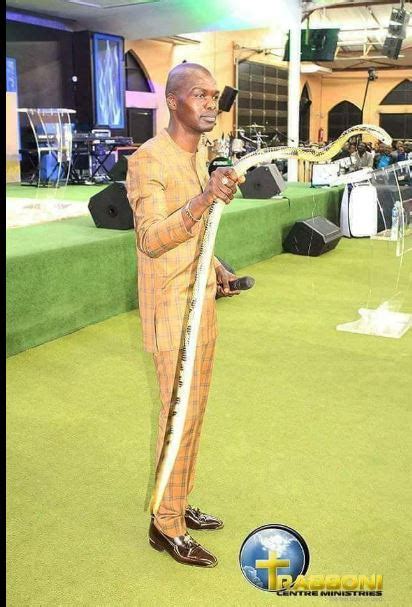 South African Prophet Using Snake To Perform Miraclesphotos Venas News