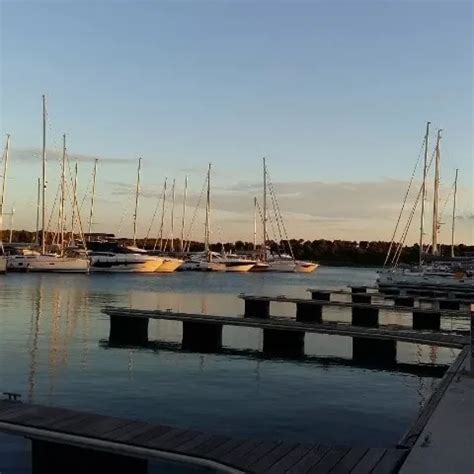 Puffy Nippled MILF Fucking Herself Hard In A Run Down Shack XHamster