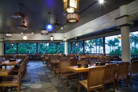 Best Restaurants With A View In Honolulu Hawaii Usa Crazy Masala