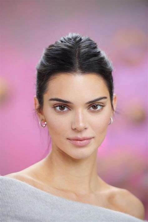 Fox Eye Challenge Recrea Las Cejas De Kendall Jenner Siguiendo Estos Pasos