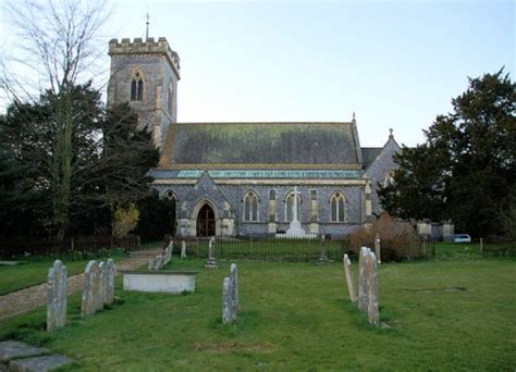 Commonwealth War Grave St John Churchyard West Meon Tracesofwar