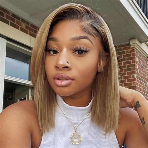 Straight Short Bob Wigs Ombre Blonde Colored Lace Front Wigs Golden