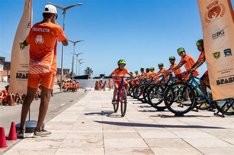 Escolinha de Triathlon Atitude Atletas promove curso de alfabetização