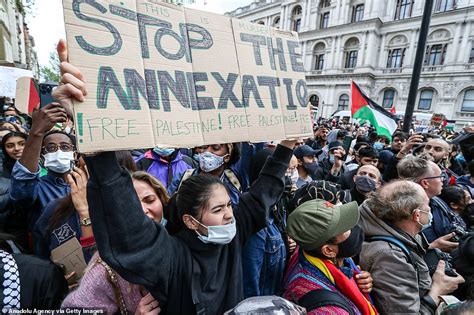 Violence Erupts In London As Pro Palestine Activists Clash With Police