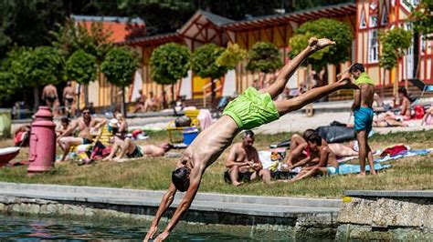 Fotogalerie SOUBOJ koupališť Dle našich čtenářů je NEJ to v Dachové u