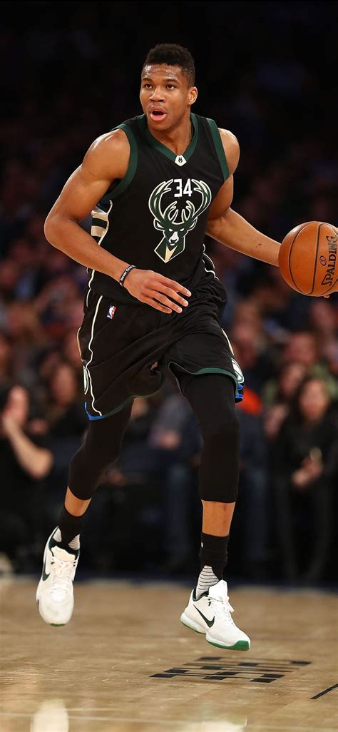 Best Giannis Antetokounmpo Iphone 11 2020 Giannis Dunk Hd Phone Wallpaper Pxfuel