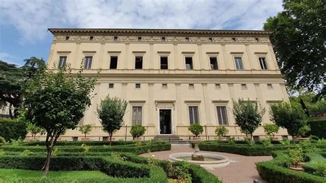 Discovering the Beauty of Villa Farnesina: A Renaissance Gem