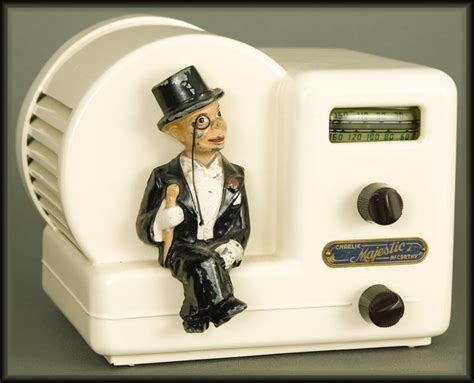 Hakes Charlie Mccarthy Majestic Radio