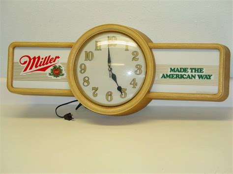 Vintage Miller High Life Made The American Way Lighted Beer Clock Sign Works 1919719400