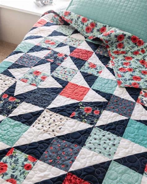 25+ Jaw-dropping Layer Cake Quilt Patterns to Consider