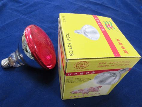 Инфракрасная лампа для брудера 250 Вт.