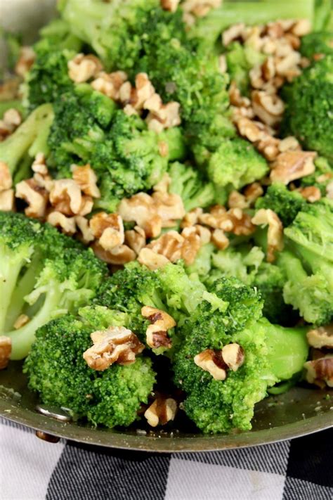 Broccoli With Toasted Walnuts Miss In The Kitchen