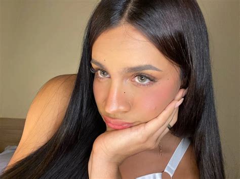 Viviana eine lockige latina wird schmutzig und bläst ihre ladung xHamster