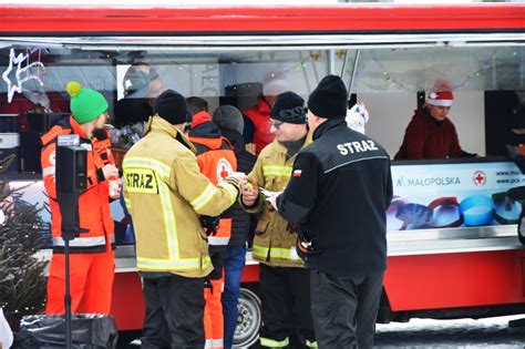 Czerwonokrzyska Gwiazdka w Starym Sączu Krwiodawcy robią przelew życia