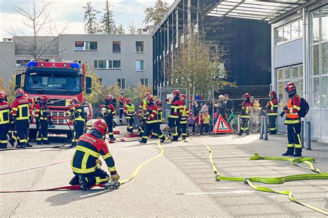 Voller Einsatz In Dichtem Rauch Ihre Region Online