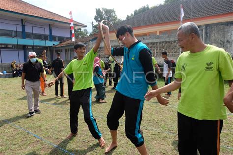 Penyandang Disabilitas Meriahkan Hut Kemerdekaan Antara Foto