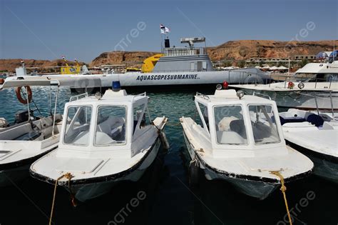 93 Police Boats Photos, Pictures And Background Images For Free ...